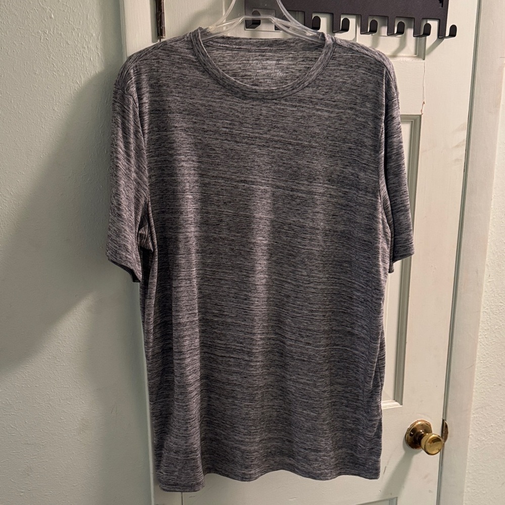 Urban Pipeline Heathered Gray Men's Tee